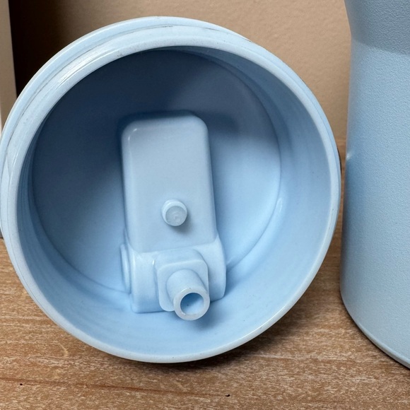 NEW Stanley Tumbler with Handle 30oz - Soft Blue - Picture 11 of 12